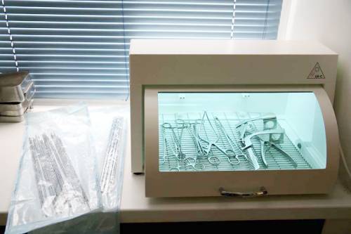 камера ультрафиолетовая для хранения стерильных инструментов Медикус
